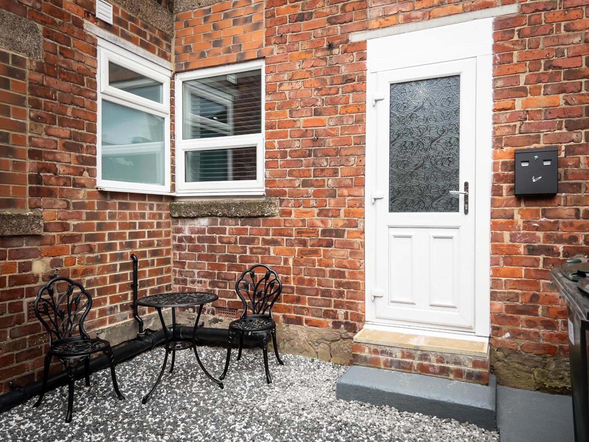 Newly Refurbished 6 Person En-Suite Apartment Tyne & Wear Newcastle Upon Tyne Killingworth Екстер'єр фото